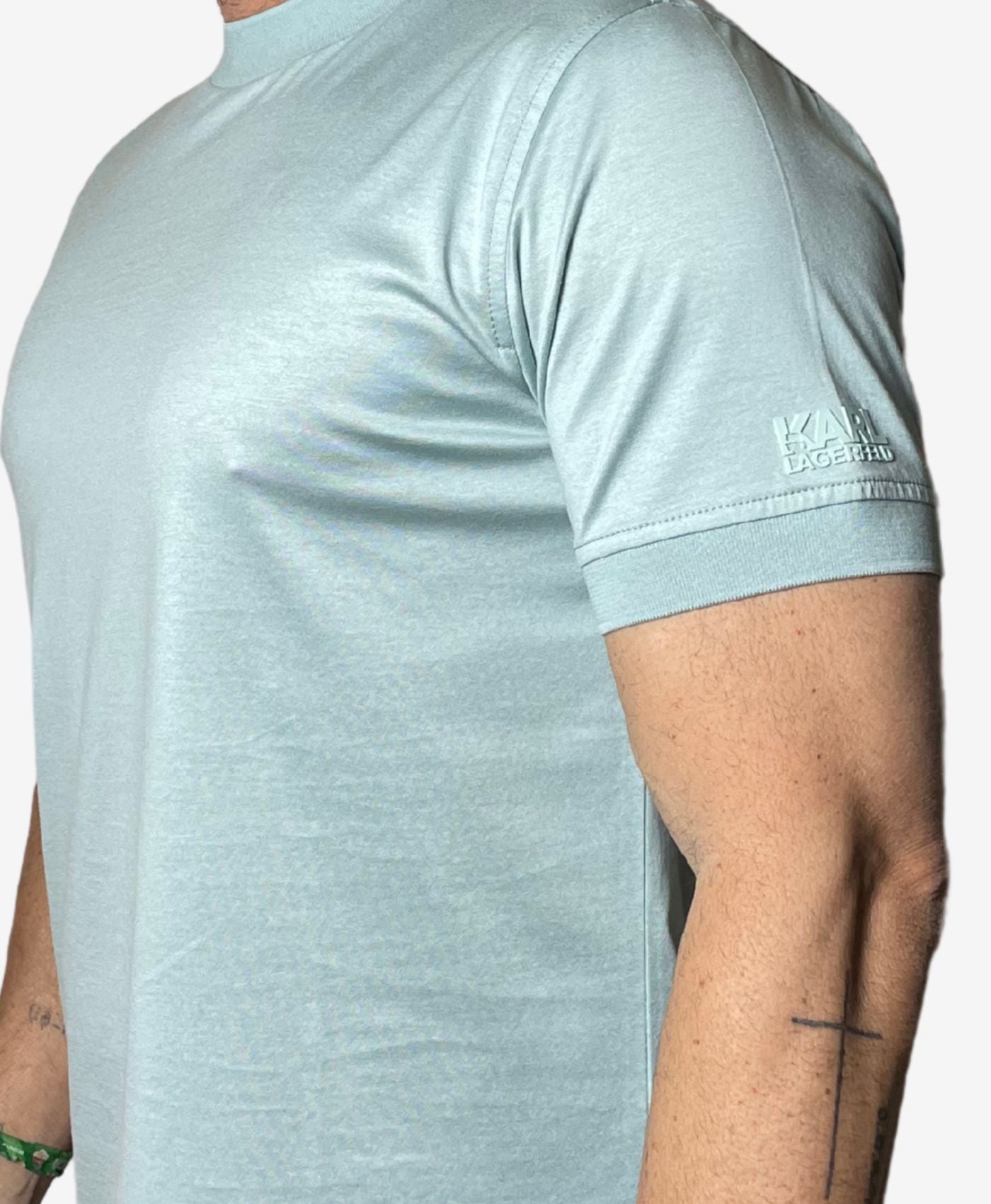 755080-600 azul hielo