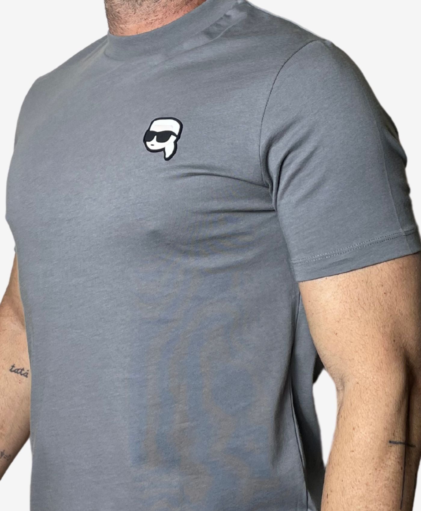 755710-940 gris